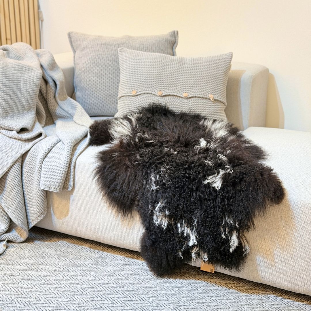 Vera pelle di pecora Shansi Black & White