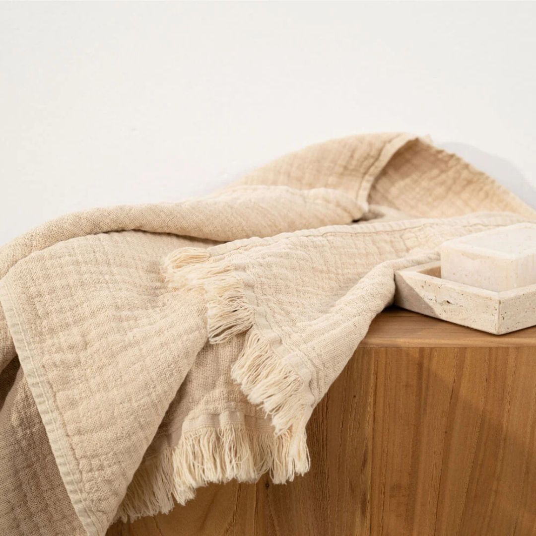 asciugamano in cotone testurizzato double-face color biege di misura 50x90